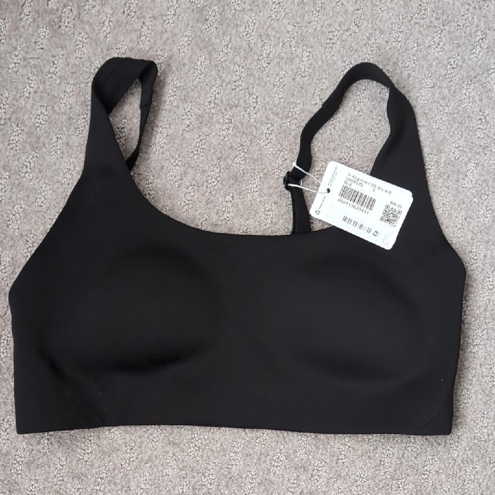 Brand new Lululemon In Alignment SS Bra size 6A/B